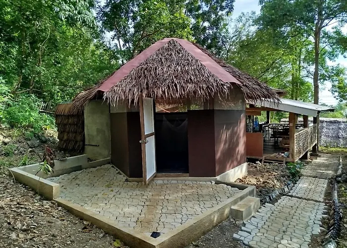 Little Nomads Eco-Guesthouse