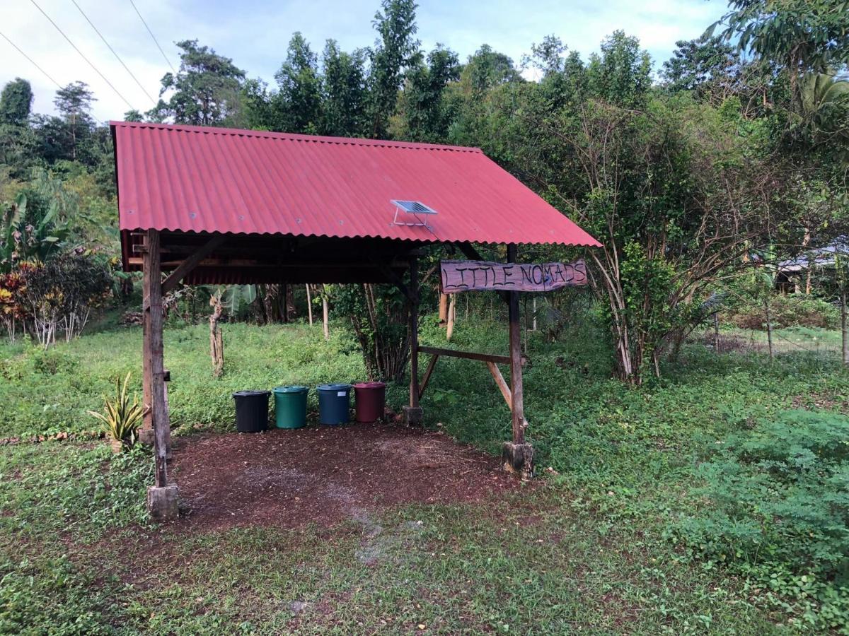 Little Nomads Eco-guesthouse Hostel